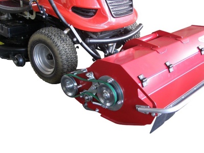 Cepákový mulčovač MCT pro traktory SECO STARJET vybavené předním univerzálním závěsem