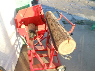 Štípač dřeva s pilou Profilogger Home