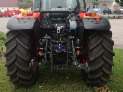 Traktor Kubota M9960