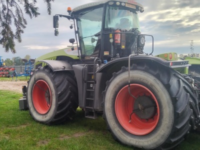 Zemědělský traktor CLAAS Xerion 5000 Trac VC