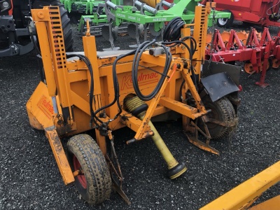 Čelní osekávač cibulové natě Keulmac a Vyorávač cibule Keulmac