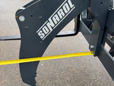 Paletizační vidle malé WPM SNR 1000 + hydr. přidržovač klád