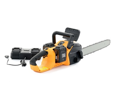 Riwall PRO RACS 4020i SET - aku řetězová pila 2 x 20 V + 2x 4 Ah baterie + duální rychlonabíječka 4,5 A