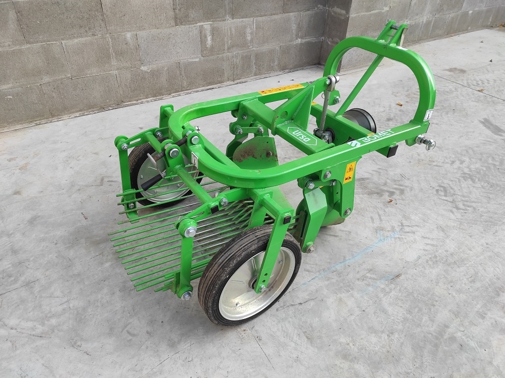 Jednořádkový vyorávač vibrační zadní BOMET URSA - Z 655/1