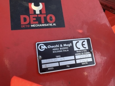 Sazeč na zeleninu Trium 45