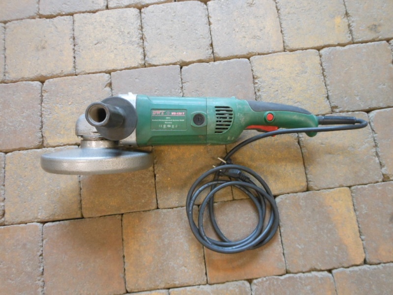 Úhlová bruska WS-150 T
