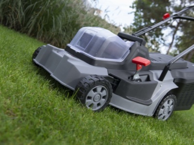 POWEBG7560 - AKU sekačka 18V LI-ION 400mm (bez baterie)