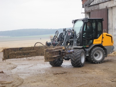 Gumová radlice GiANT hydraulicky nastavitelná