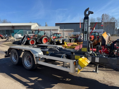 Hákový kontejnerový nosič STRONGA HL014D včetně kontejneru