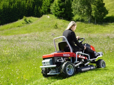 Mulčer Gecon Dvouválec, Loncin LC2P76F