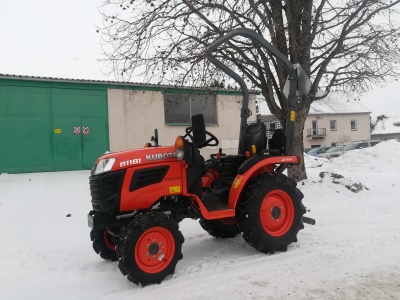 Kubota B1181