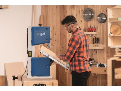 Scheppach HBS 261 - pásová pila