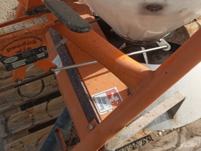 Jednokotoučové rozmetadlo CONE 300 W