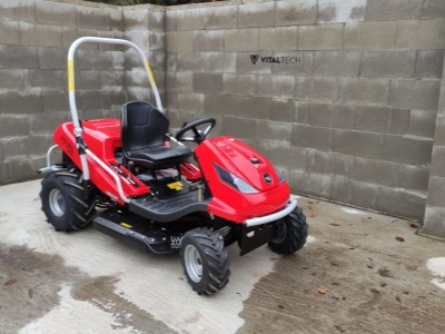 Travní traktor Crossjet 4x2