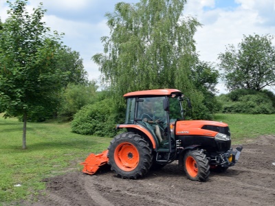 Malotraktor Kubota L2602H CAB