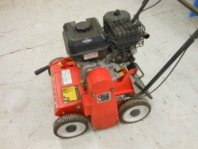 WB 384 RB travní provzdušňovač WEIBANG