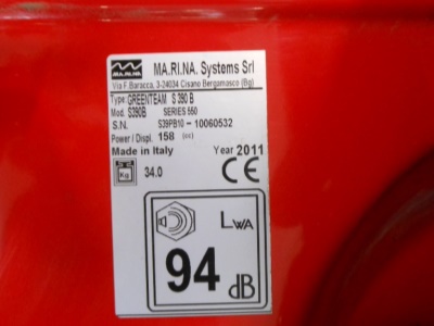  Hecht S 390 B - benzínový provzdušňovač