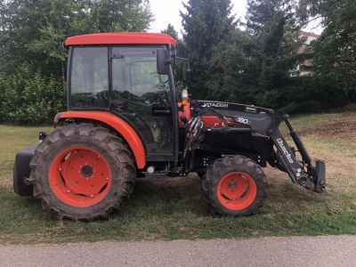 Kubota L2501 s čelní nakladačem Q180 Euro a závažím 500 kg