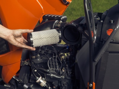 Malotraktor Kubota BX261 Cab