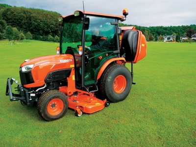 Malotraktor Kubota B2311H Cab