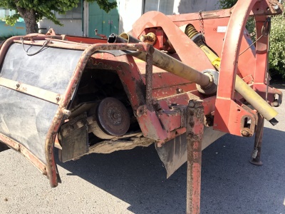 Drtič bramborové natě Grimme KS 1500 A