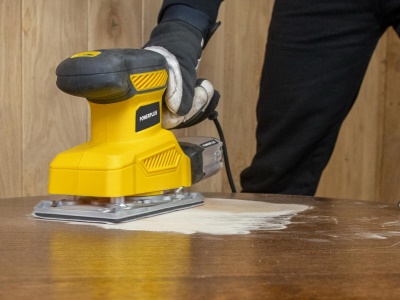 POWX04010 - Vibrační bruska 260 W