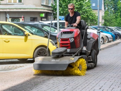 Zametací kartáč