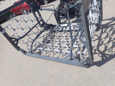 Luční brány 4-řadé hydraulicky skládané APW SNR 4000