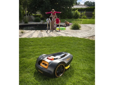 Riwall PRO RRM 600 - robotická aku sekačka 600 m2