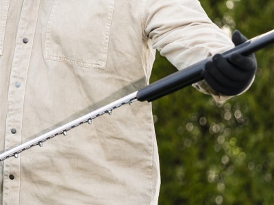 Scheppach C-HT570-X-SET S - 20 V IXES aku plotostřih + 2Ah baterie + nabíječka 2,4 A