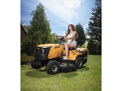 Riwall PRO RLT 102 HRD TWIN - dvouválcový travní traktor 102 cm se zadním výhozem a hydrostatickou převodovkou