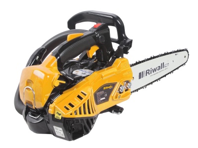 Riwall PRO RPCS 2526 - jednoruční řetězová vyvětvovací pila s benzinovým motorem 25 ccm