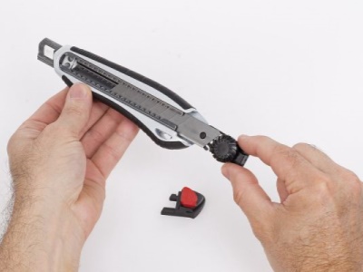 KRT000303 - Hliníkový odlamovací nůž 18 mm