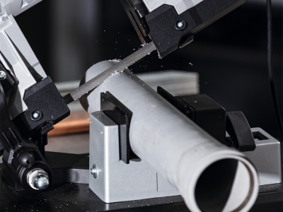 Scheppach MBS 1200 - pásová pila na kov 2v1