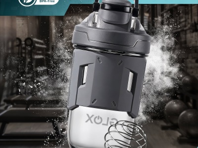 1029G - Tritanový šejkr 700 ml
