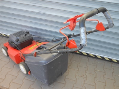 Sekačka - Husqvarna Royal 43S 