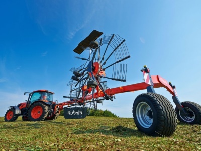 Shrnovač Kubota RA2500