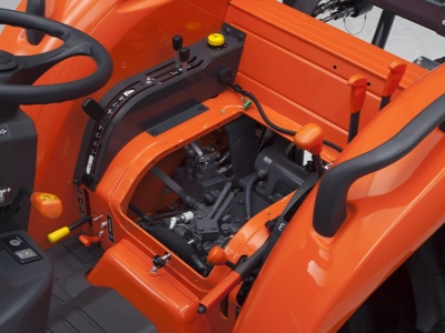 Malotraktor Kubota L2421H CAB