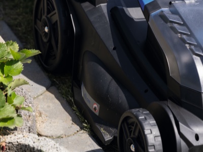 Scheppach BC-MP430-X-SET XL2 - 2x20 V IXES aku sekačka 4v1 s bezuhlíkovým motorem + 2x 4Ah baterie + duální nabíječka 4,5 A