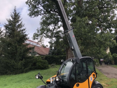 Teleskopický nakladač GiANT GT5048 HD
