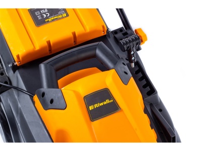 Riwall PRO REM 3816i - elektrická travní sekačka s indukčním motorem 2 v 1