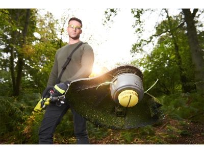 RYOBI RY36ELTX33A-140 - 36V strunová sekačka Expand-it, záběr 28/33 cm, nárazové odvíjení struny, 1x 4,0 Ah akumulátor, nabíječka