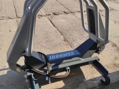 Kleště na balíky CBE SNR 1700 JCB