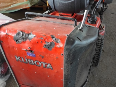 Kubota GR 1600 s zametacím katráčem Kersten