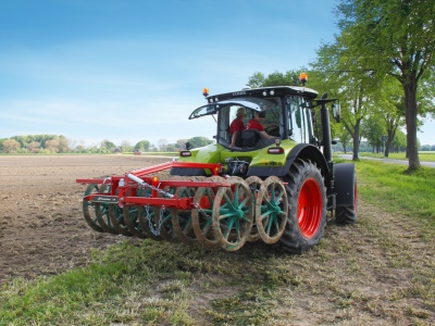 Dvouřadý půdní pěch