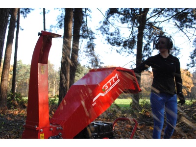 GTM GTS 900G - drtič dřeva s benzinovým motorem
