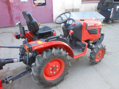 Malotraktor Kubota B1620