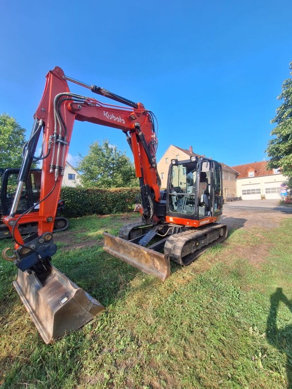 Minibagr Kubota KX 080-4