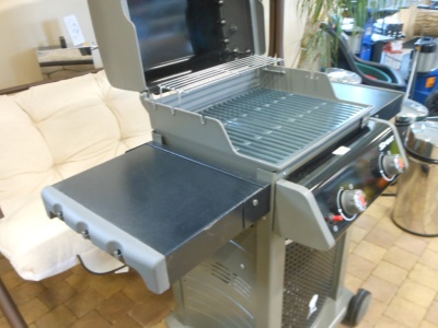 Gril Weber Spirit E-210 Classic, černý