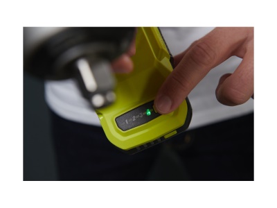 Ryobi RIW18CBL-0 - aku 18V bezuhlíkový kompaktní rázový utahovák ONE+ (bez baterie a nabíječky)